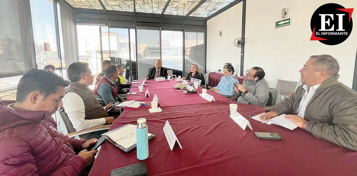 ElInformanteMX's tweet image. Se llevan a cabo en la @AlcCuauhtemocMx #asambleas para informar acciones de los #100DíasDeGobierno

#ServidoresPúblicos continuarán informando a las y los #capitalinos sobre las #AccionesImplementadas en los primeros tres meses de la #ActualAdministración, así como los planes a…