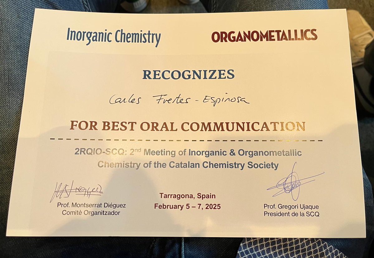 QBIS-CAT Research Group (@qbiscat_udg) on Twitter photo More great news arrive from Tarragona. <a href="/FuertesCarles/">Carles Fuertes</a>, postdoc in our group, wins a best oral communication award in the @rqio_sc. Congratulations Carles!
<a href="/ribas_xavi/">xribas</a> <a href="/IQCCUdG/">IQCC UdG</a> <a href="/UdGRecerca/">UdG Recerca</a> More great news arrive from Tarragona. <a href="/FuertesCarles/">Carles Fuertes</a>, postdoc in our group, wins a best oral communication award in the @rqio_sc. Congratulations Carles!
<a href="/ribas_xavi/">xribas</a> <a href="/IQCCUdG/">IQCC UdG</a> <a href="/UdGRecerca/">UdG Recerca</a>