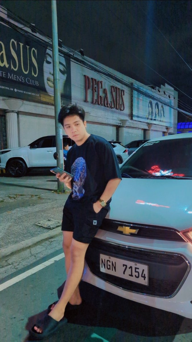 Axel_Magnitude's tweet photo. Sometimes you need to relax for yourself, forget all your problems, sometimes you wander where you are happy💯☺️

to everyone who wants to try my massage visit our massage spa @MagnitudeSpa_ 

🚩: k-h 15b west kamias qc.
☎️;09380556627 https://t.co/QMD0FGZgkV