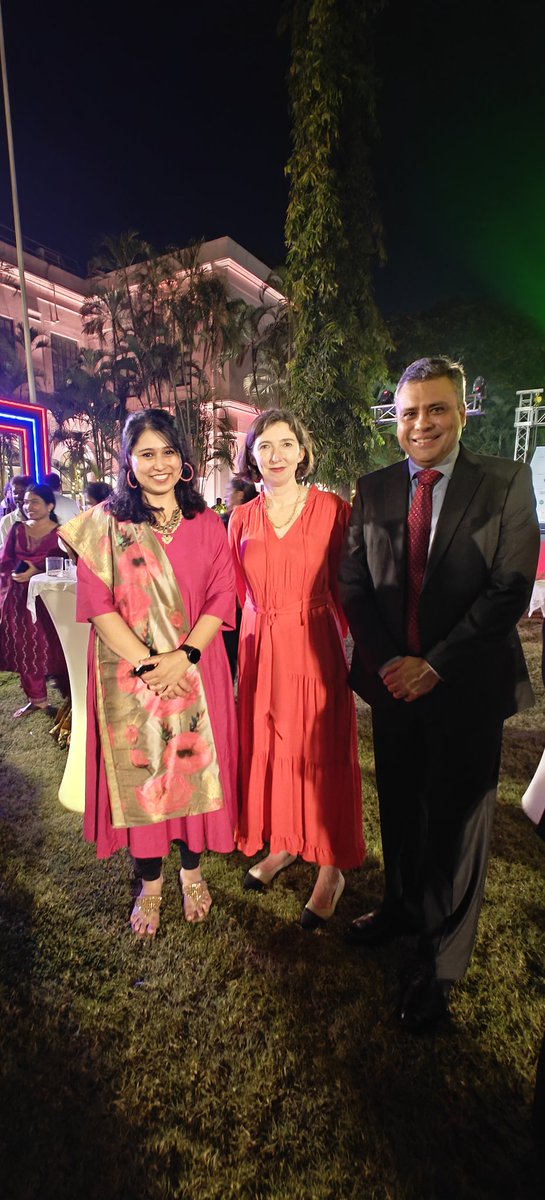 Neha Karnad (@nehakarnadd) on Twitter photo About last night! A spectacular King’s Birthday Party in #Chennai✨ Huge thanks to <a href="/Halima_Holland/">Halima Holland</a> & the collaborative <a href="/ukinchennai/">UKinChennai 🇬🇧🇮🇳</a> team for inviting <a href="/heminb/">Hemin Bharucha</a> and me to celebrate the growing 🇮🇳🇬🇧 partnership & incredible women leaders on stage! About last night! A spectacular King’s Birthday Party in #Chennai✨ Huge thanks to <a href="/Halima_Holland/">Halima Holland</a> & the collaborative <a href="/ukinchennai/">UKinChennai 🇬🇧🇮🇳</a> team for inviting <a href="/heminb/">Hemin Bharucha</a> and me to celebrate the growing 🇮🇳🇬🇧 partnership & incredible women leaders on stage!