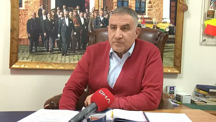 📌 Metin Tokat: Kimsenin hakemlere saygısı kalmadı

📎 dha.com.tr/2579172