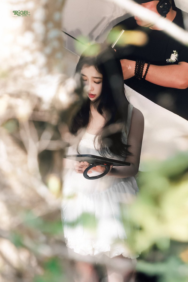 RigelEsther1218's tweet photo. Today‘s🍰

#estheryu #esther #yushuxin #yushuxinesther #yushuxinsocute #chinesegirl #chinaactress #우서흔 #อวี๋ซูซิน #虞书欣 #虞书欣esther #cpop #cdrama #chinesedrama #chineseactress #姜暮 #jiangmu https://t.co/Wyqnf4ltBm