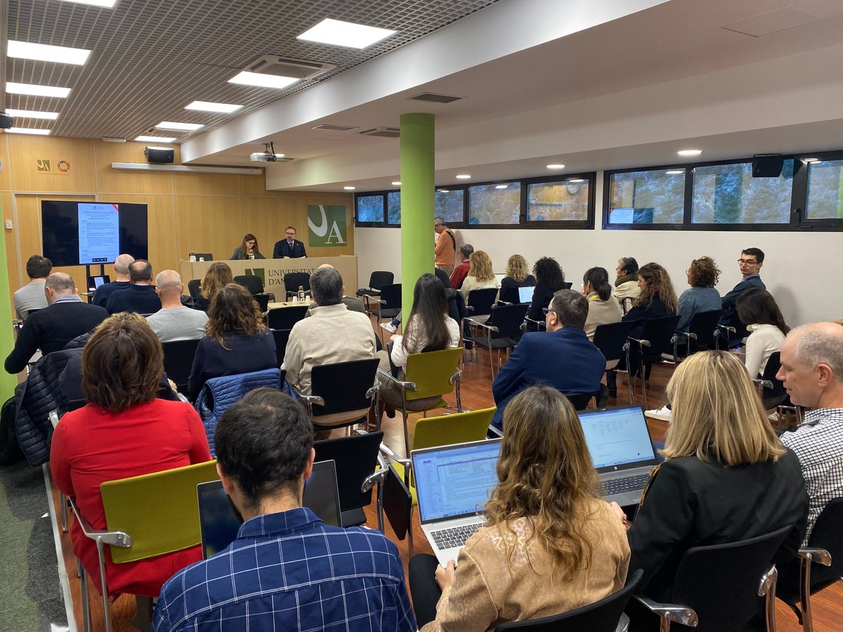 Universitat d'Andorra tweet media