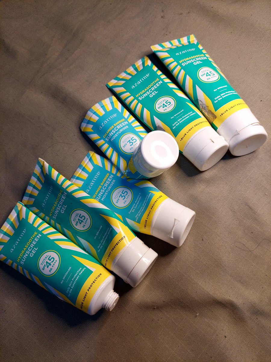 whuttttbabe's tweet photo. [BEST BUY SKIN CARE 2024]

Kulit sensitif akuu yang gampang kemerahan ini, paling aman pake serum implora, pliss ini udh beli berapa kali si implora yg biru muda ini, bener bener buat kulit aku yang kering dan sensitif, jadi lebih redaa kalo ada kemerahan yg muncul.cinta bgtt🥰🥰 https://t.co/HaLWuHYeU7