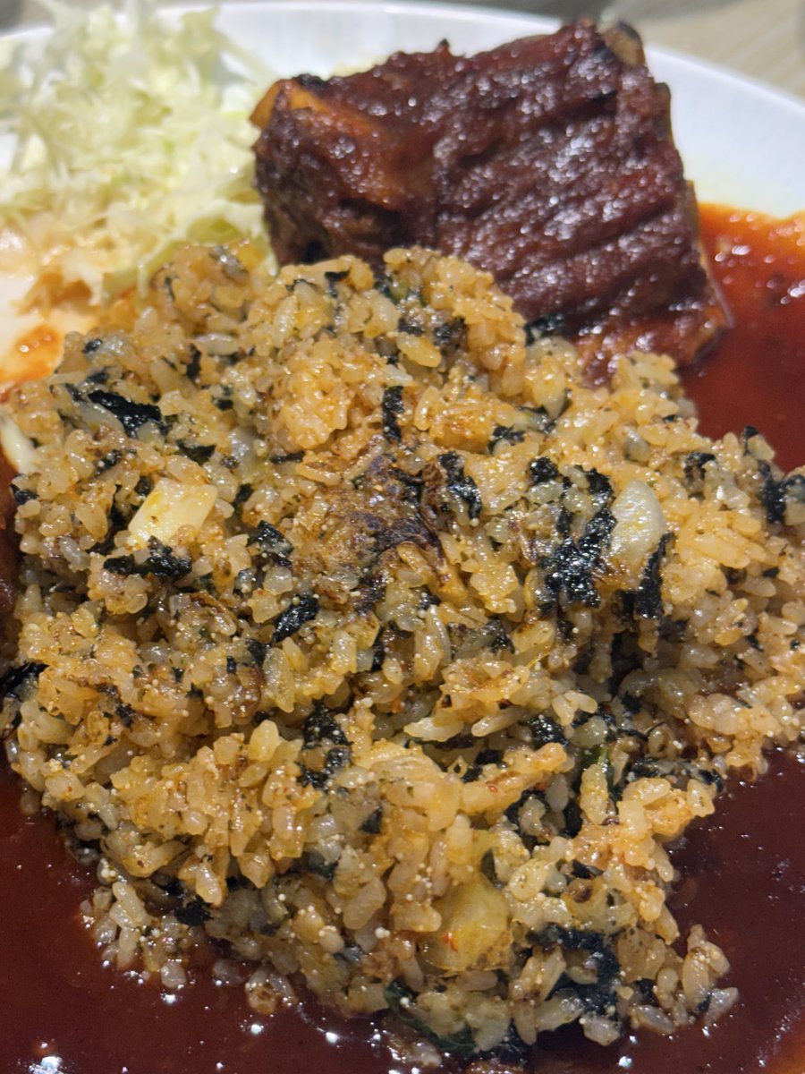 내가 뭘 먹었는지 봐
신궁동💕💕💕💕
섹시뼈구이머거