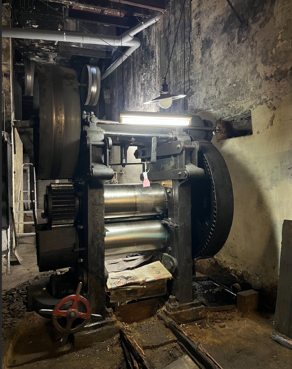 Sabies que la Foneria Parés és la més antiga de Catalunya? Es troba al barri de Sant Pere de Barcelona i va obrir portes el 1875. Ara, gràcies a una donació al Museu d’Història de Barcelona, part del seu patrimoni industrial es preservarà i serà exposat. 

bit.ly/4aB1E49