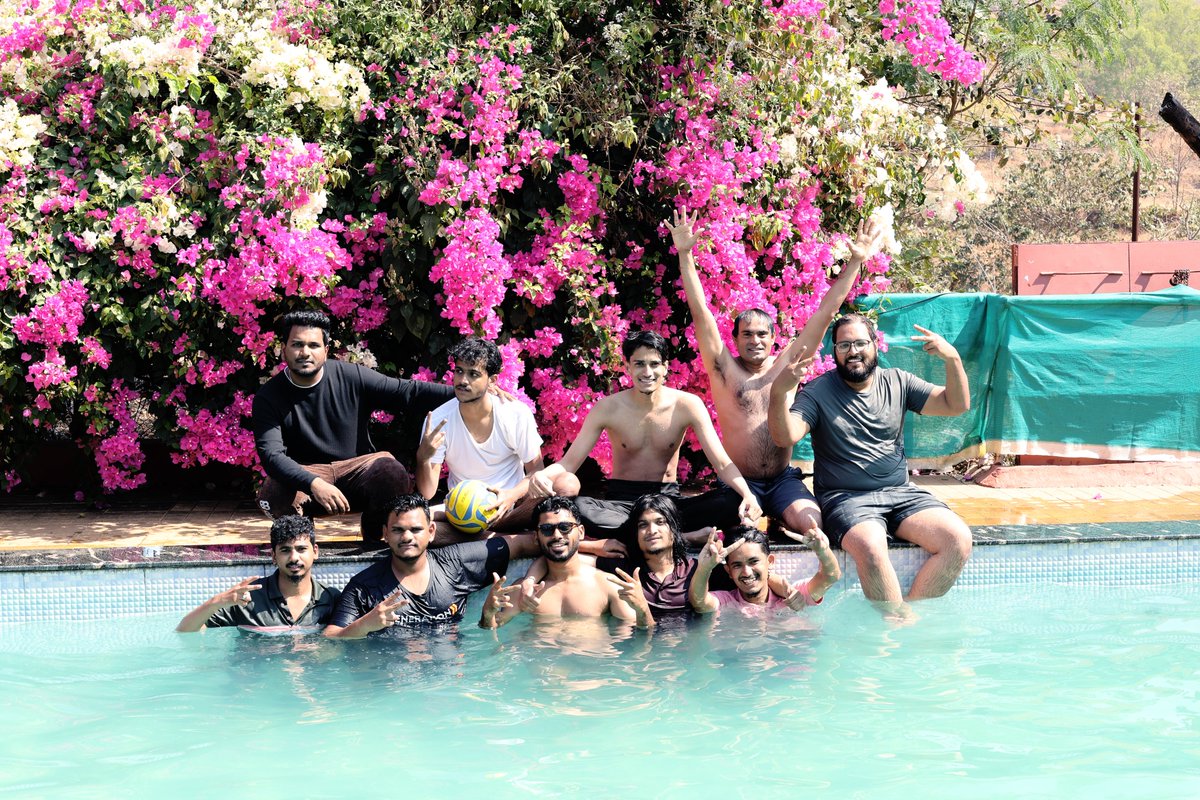 techbizmediallp's tweet image. Team, Fun &amp;amp; Poolside Sun... A Splashy Pool Party!!!!!

Our team outing was a splash-tastic adventure filled with poolparty laughter, exciting balloon games and pure joy. Cheers to bonding, fun and unforgettable experiences.

#teamouting #poolpartyvibes #splashoffun #funtimes
