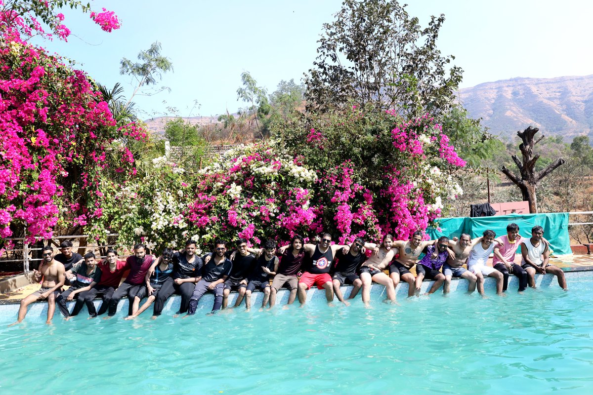 techbizmediallp's tweet image. Team, Fun &amp;amp; Poolside Sun... A Splashy Pool Party!!!!!

Our team outing was a splash-tastic adventure filled with poolparty laughter, exciting balloon games and pure joy. Cheers to bonding, fun and unforgettable experiences.

#teamouting #poolpartyvibes #splashoffun #funtimes