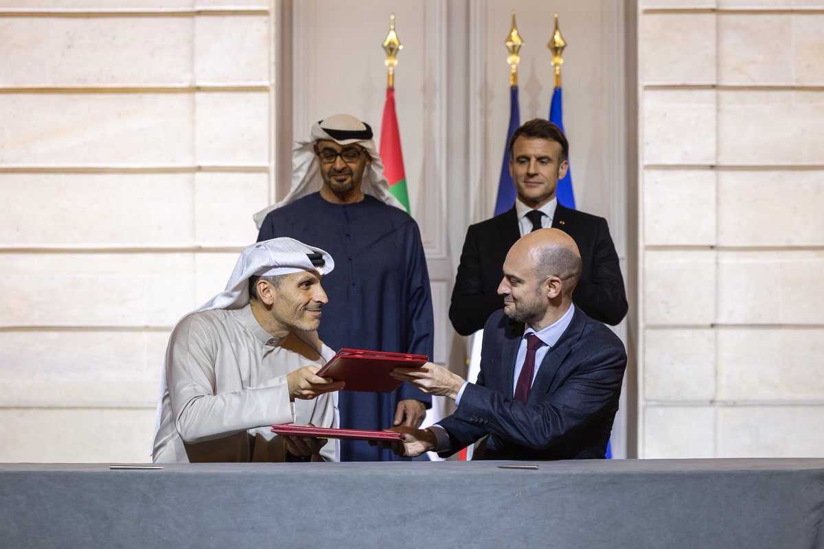 La France, puissance de l’intelligence artificielle : les Émirats Arabes Unis investissent plus de 30 milliards d’euros dans un campus dédié, en France.