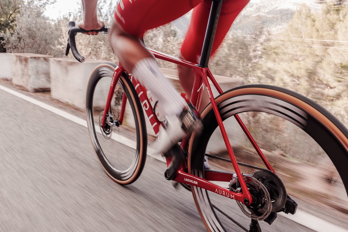 This 2025, it’s all about red. The new color of MAGMA for the Team, a vibrant red tone, symbolizes speed, passion, and energy in every pedal stroke.

#AURUMBikes #MAGMA #BornFromExperience

aurumbikes.com