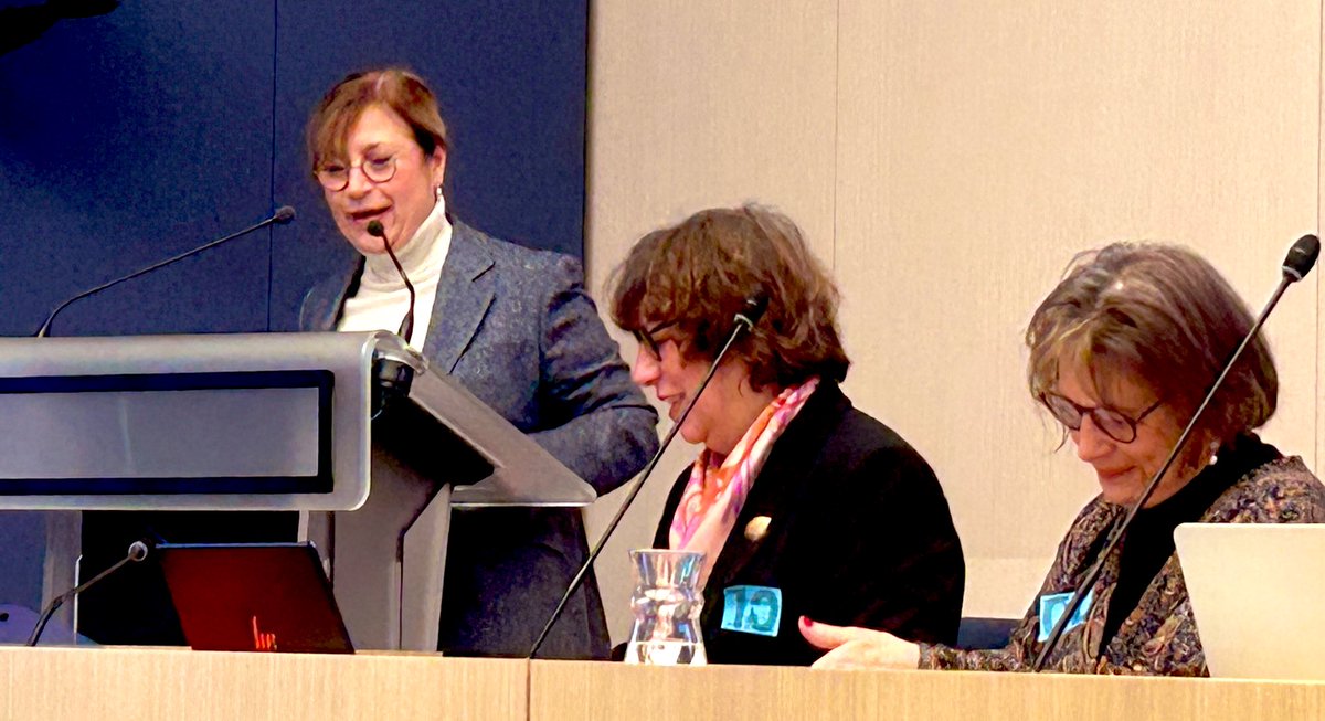 isabelle_blin's tweet photo. Lancement du colloque du @CnfFrance par Dominique Vérien: « la femme : un patient comme les autres? » Elle rappelle le rapport du sénat sur les maux invisibles dans le monde du travail. Il faut des données genrées pour mieux soigner. . #DroitsdesFemmesSenat https://t.co/fuuxMOJqL9