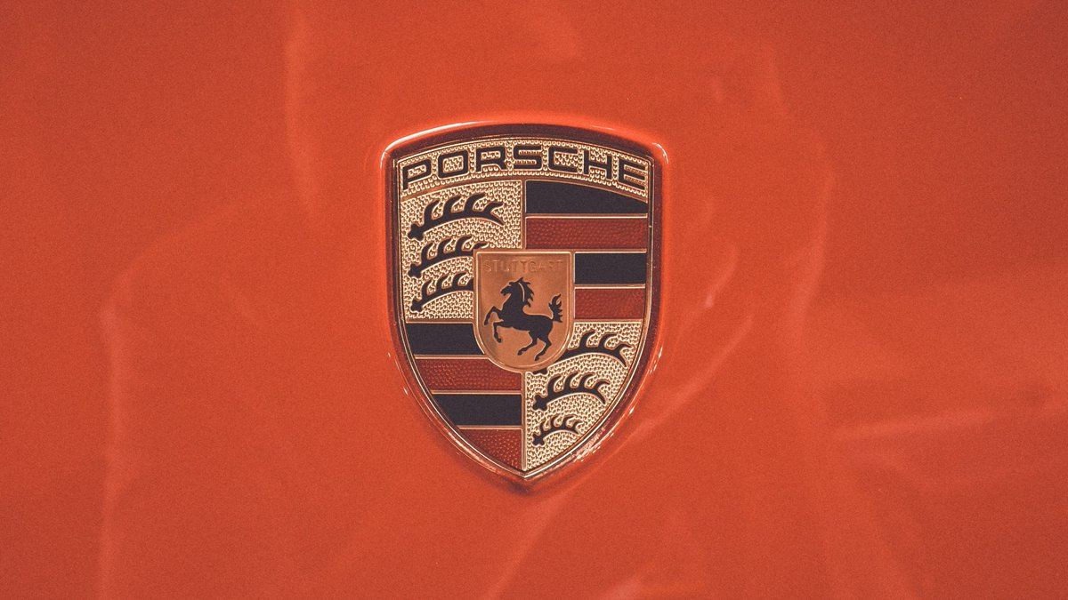 Porsche waarschuwt voor winstdaling na extra investering in brandstofauto's bnr.nl/podcast/auto-u…