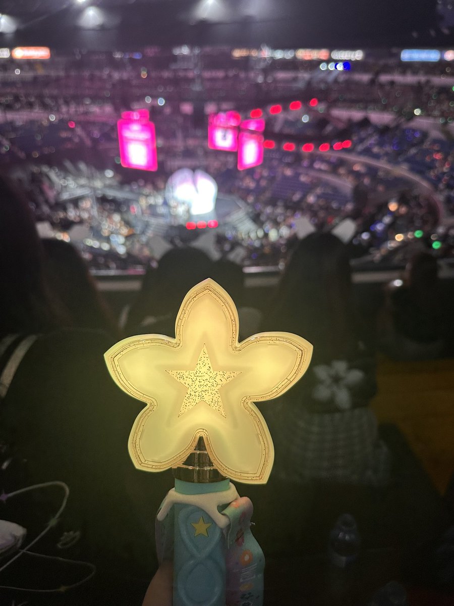 Final na to guys. Magpapa GA ako bloombilya for blooms who are:

1. Ticket holder of BINIVerse World Tour 2025 PH
2. Willing to meet in PH Arena on Feb 15 to claim the prize
(3) Like and RT this post

I will draw 1 lucky winner on or earlier than Feb 12. G?