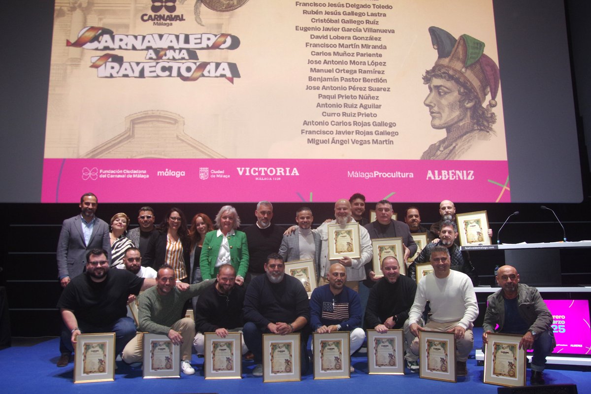 CarnavalMLG's tweet photo. Una noche para recordar
Una conferencia para arrancar

¡Viva el #CarnavalMLG!