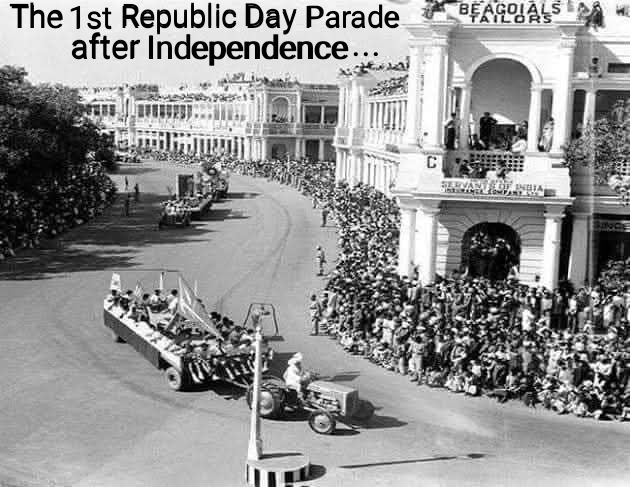 DineshP70366893's tweet image. 😎The first "Republic Day Parade" after Independence...!😎
स्वतंत्र भारत का प्रथम "गणतंत्र दिवस परेड" की एक झलक....&amp;gt;&amp;gt;&amp;gt;⬇️⬇️⬇️
#गणतंत्र_दिवस #republicdayindia