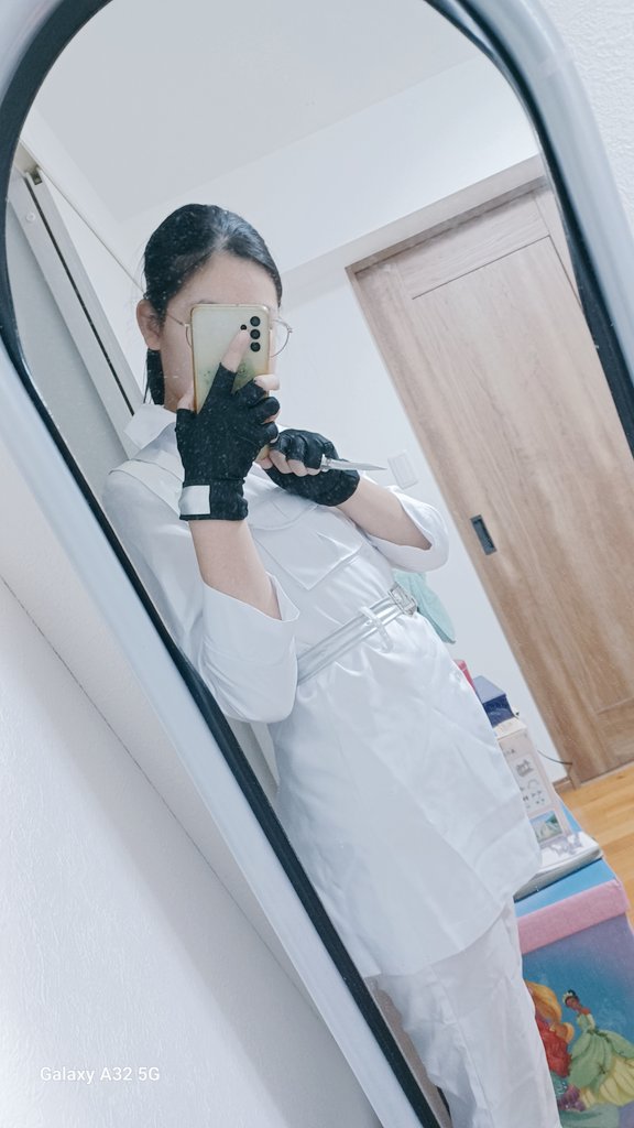 Ririsu0517's tweet photo. 小四の時の服が今も切れてるってどういうこと？
着ただけです！武器違いすみません😭
 #はたらく細胞BLACK  #宅コス
 #2025初コス https://t.co/RUi6yR5zWa