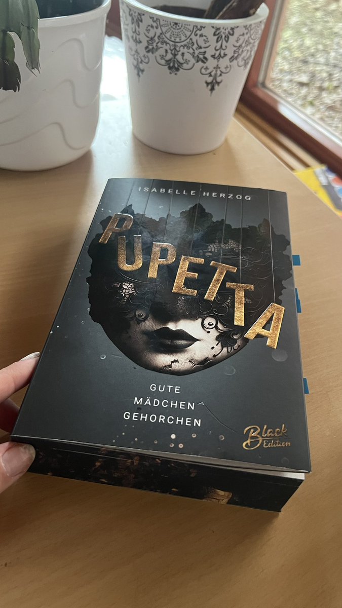 Zopo_Chan's tweet photo. Während die Kiddos ein Film schauen, beschäftige ich mich mal mit #Pupetta 🫶🏼❤️ https://t.co/6ZplefB5LW