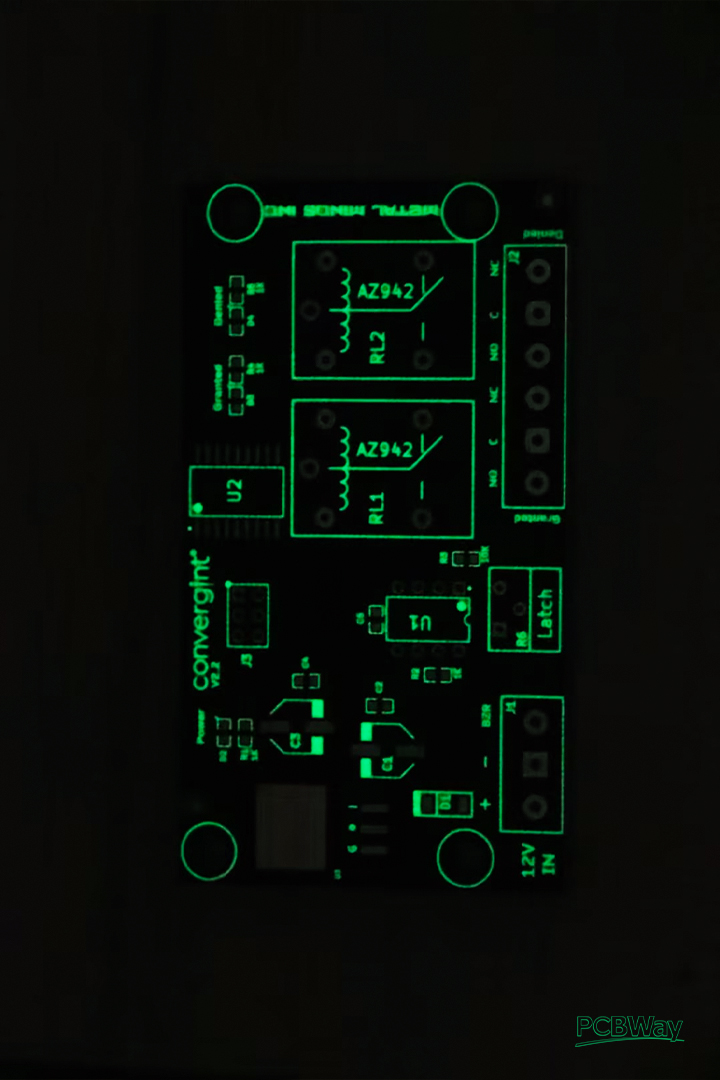 PCBWayOfficial's tweet image. @PCBWayOfficial has introduced #fluorescent silkscreen #PCBs, adding a touch of a brilliant starry sky to your outstanding designs!
💗Thank you to the designer @Botmatrix_  for sharing!