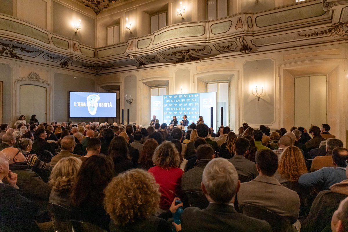 Ieri, davanti a una sala gremita, abbiamo presentato "L’ora della verità", il Rapporto ISPI 2025. Abbiamo discusso delle sfide che plasmeranno il futuro globale: dagli Stati Uniti di #Trump alla Cina di #Xi, dai conflitti in Ucraina e Medio Oriente alle ripercussioni per