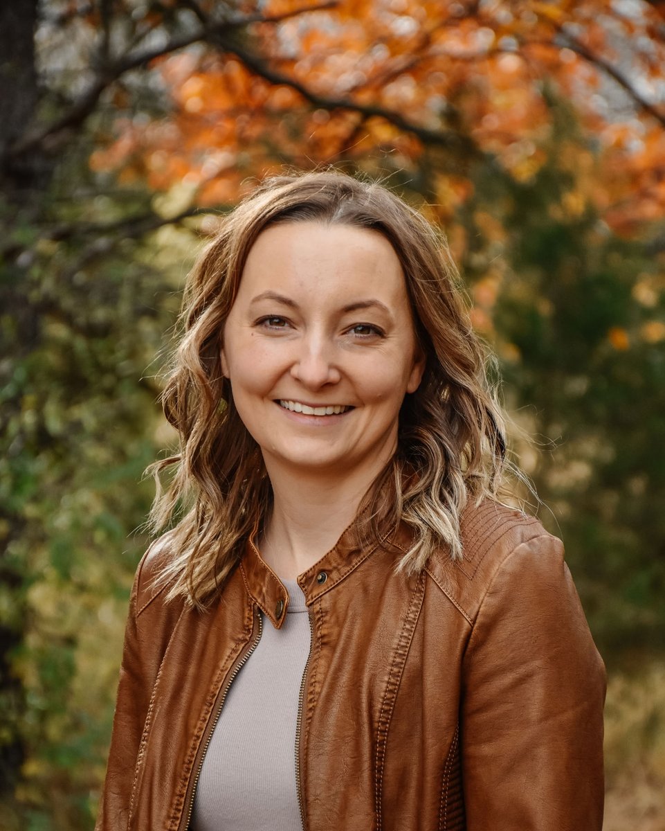 Over 15 years in the family buisness  Vogler Semen Centre ,Vogler Cattle and Nebraska Bull Service  my daughter Mell finally let me post a picture!! This young lady is the backbone of our buisness.  So proud has a dad to have her working with us. Mel is a industry leader!