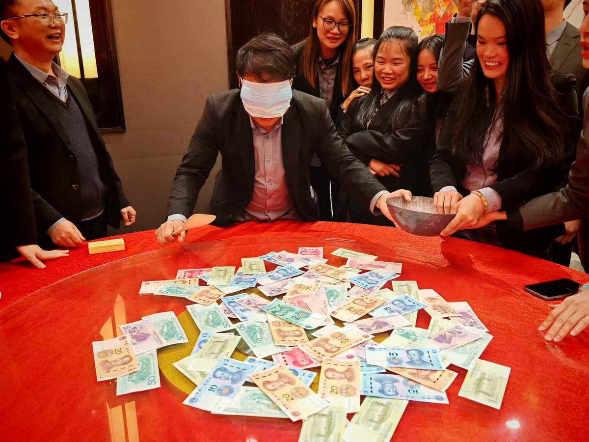 Leon13928202317's tweet image. Dear customers,
We have back to work from holidays today. Welcome inquiry😊
#chinafactory #jecadecor #tiletrimsupplier #tileprofile #tiletrim