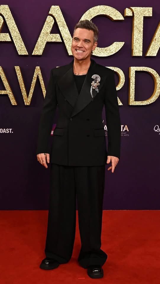 RWFANFEST (@rwfanfest) on Twitter photo Further congratulations to <a href="/robbiewilliams/">Robbie Williams</a> and the #BetterManMovie taking home FOUR <a href="/AACTA/">AACTA</a> awards for best lead actor <a href="/Jonno_Davies/">Jonno Davies</a>, best supporting actor Damon Harriman, best director Michael Gracey , and best film 🙌🏻🙌🏻 Further congratulations to <a href="/robbiewilliams/">Robbie Williams</a> and the #BetterManMovie taking home FOUR <a href="/AACTA/">AACTA</a> awards for best lead actor <a href="/Jonno_Davies/">Jonno Davies</a>, best supporting actor Damon Harriman, best director Michael Gracey , and best film 🙌🏻🙌🏻