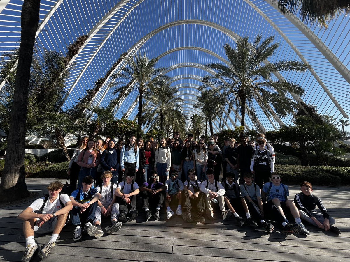 CGSLanguages's tweet photo. Valencia https://t.co/GO0bnZFX7R