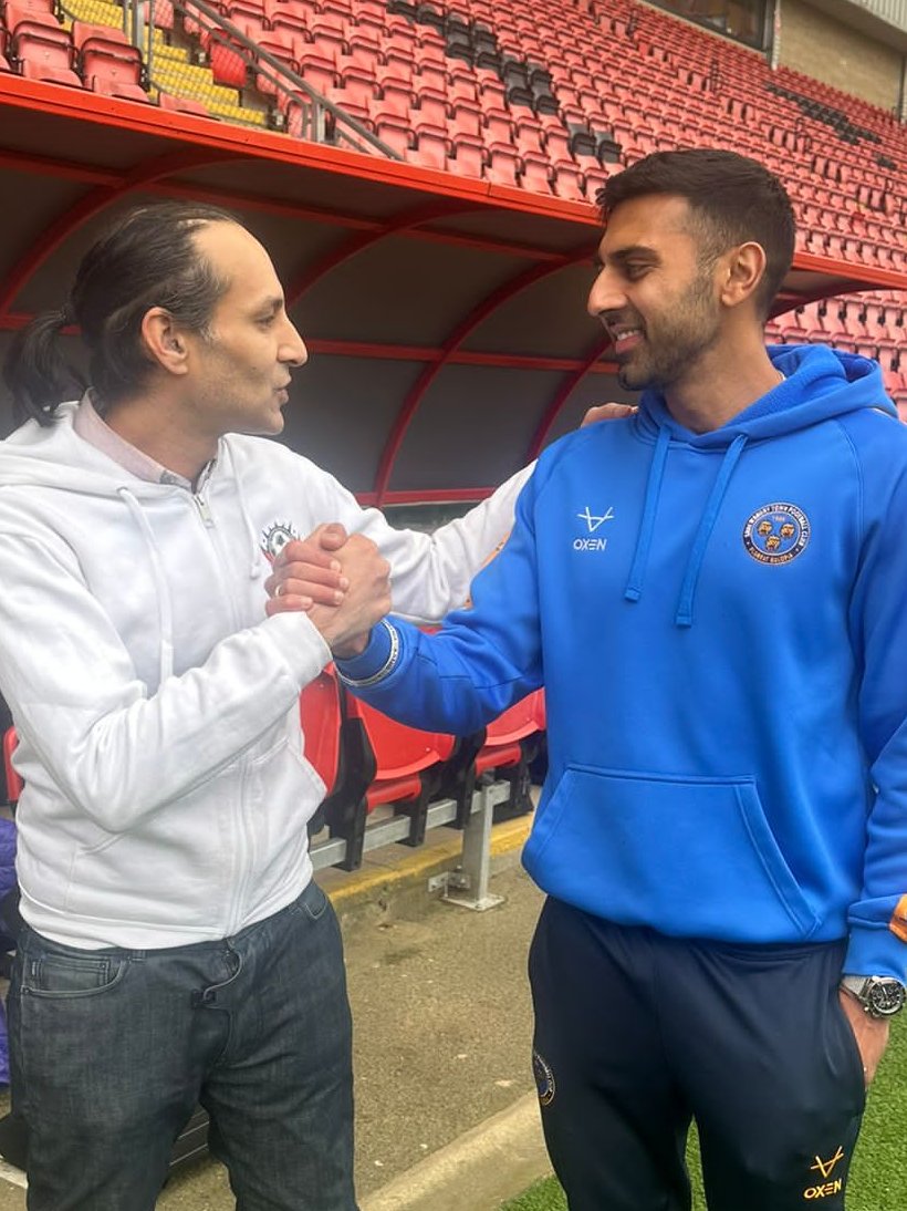 Trehan Football (@devtrehan) on Twitter photo π£οΈ "It's a proud achievement, a lot of games. But as a South Asian kid from a Sikh background, I'm absolutely buzzing. ItΒ just shows what's achievable." π¦
Mal Benning set to play in the 400th <a href="/EFL/">EFL</a> game of his career tomorrow π
skysports.com/football/live-β¦
<a href="/Mal_1993/">Mal Benning</a> β½οΈ #Salop π·πΆ π£οΈ "It's a proud achievement, a lot of games. But as a South Asian kid from a Sikh background, I'm absolutely buzzing. ItΒ just shows what's achievable." π¦
Mal Benning set to play in the 400th <a href="/EFL/">EFL</a> game of his career tomorrow π
skysports.com/football/live-β¦
<a href="/Mal_1993/">Mal Benning</a> β½οΈ #Salop π·πΆ