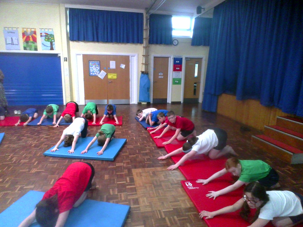 AppleySaintsCE's tweet photo. #ABASY5 A lovely, relaxing start to the day, the children enjoyed a calming yoga session. @ShevCommunity @WN6_Mums @FriendsPrimary @WigToday https://t.co/2s23Ke3sh0