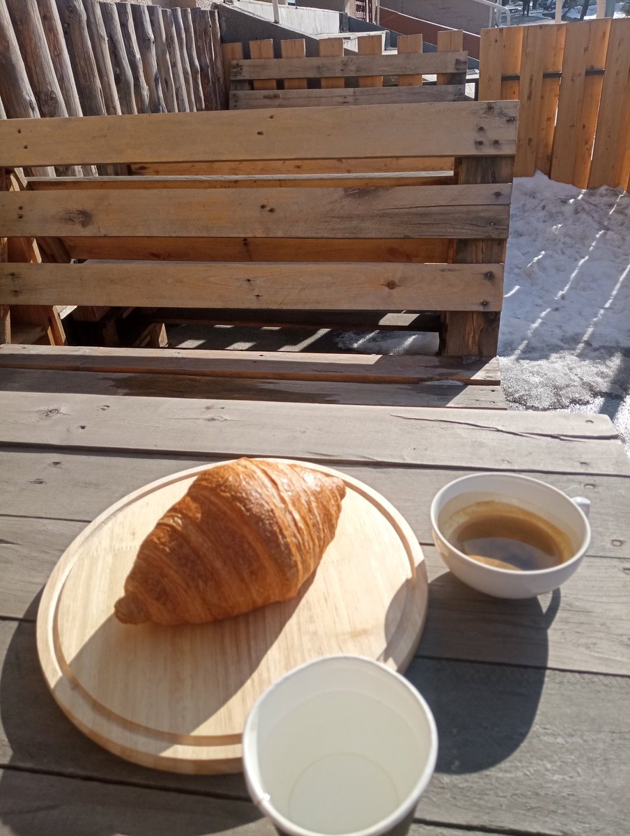 Эспрессо от <a href="/TilekCoffegolik/">Тилек Чолпоналы уулу🗯️</a> 
И Круассан
Что может быть лущще😌❤‍🔥