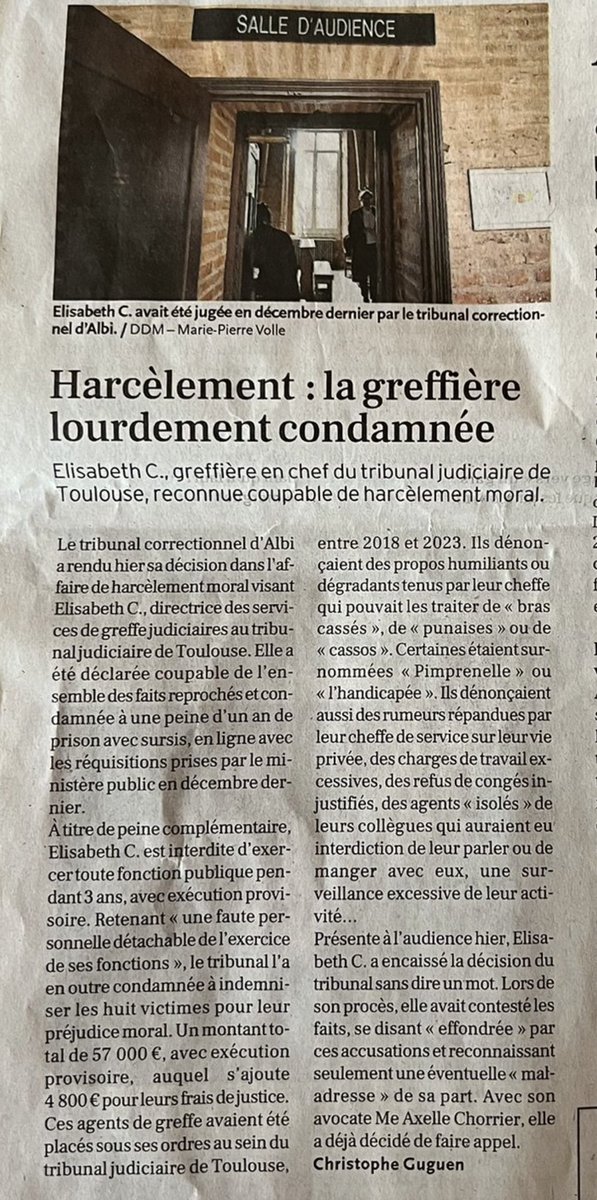 la_justiciere_'s tweet image. Ce n’est pas 1 #Greffier qui est condamné c’est 1 #DSGJ #Directeur des Services de #Greffe #Judiciaires .
Le respect doit être dans les 2 sens. 
#justice #harcèlement #délit #condamnation #greffier #hierarchie #droit #tribunal #travail ⁦@justice_gouv⁩ ⁦@GDarmanin⁩ ⚖️