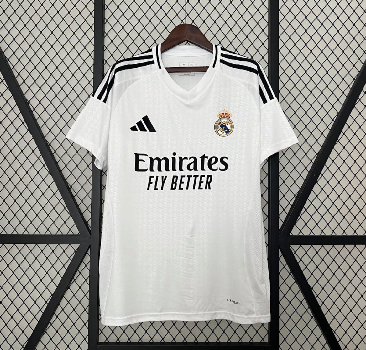 Si el Real Madrid GANA al Atleti, SORTEAMOS la camiseta que elijáis. Requisitos:

🔸Seguirme a mi y a <a href="/Topjersey10/">TopJersey</a> 

🔸Dar RT 🔁 y like ❤️ a este tweet

🔸Mencionar a un amigo

El ganador se anunciará el jueves🍀