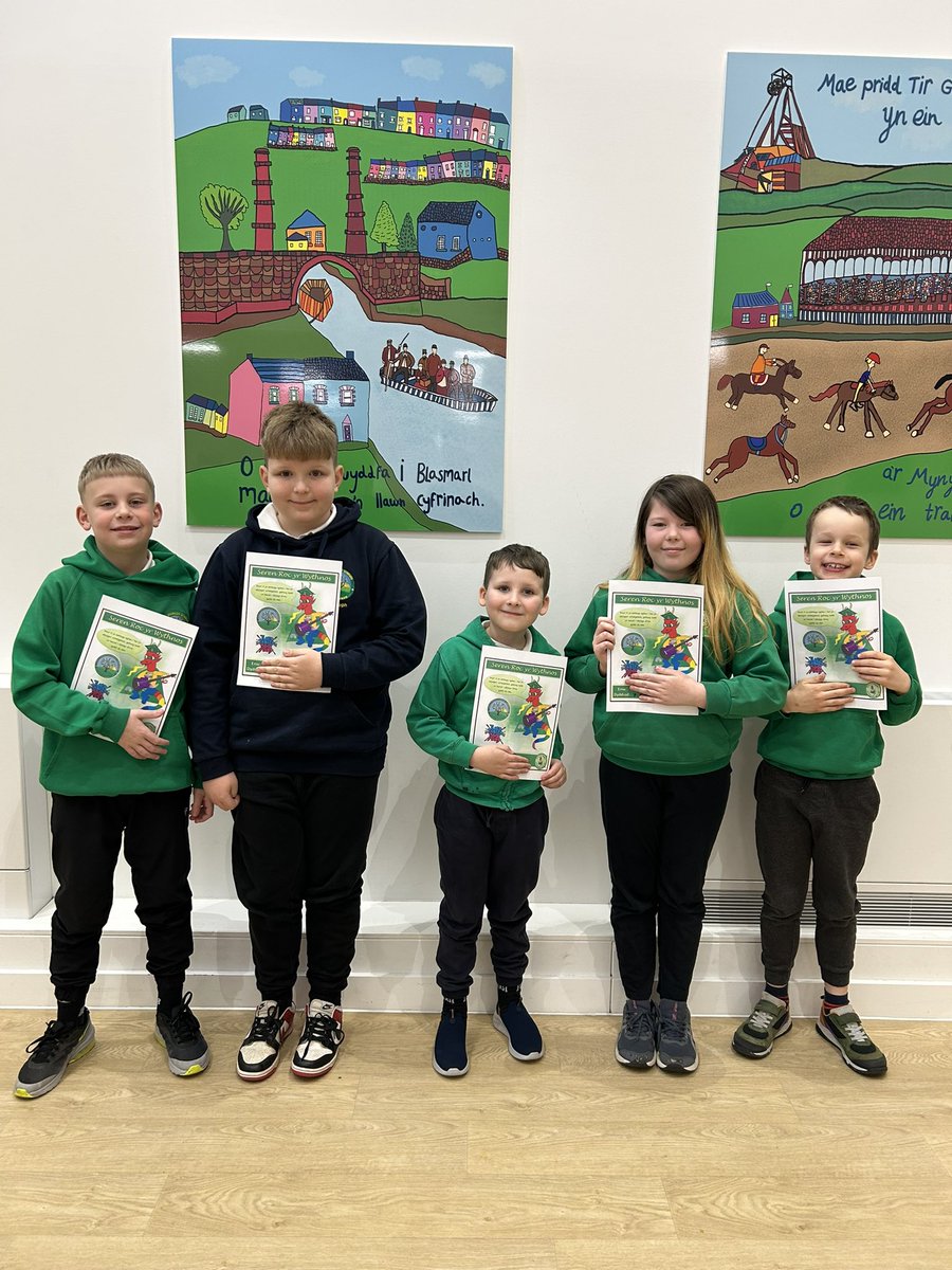 Tirdeunaw (@tirdeunaw) on Twitter photo ⭐️Sêr Roc y Tablau Lluosi! Congratulations to the Winners of this Week's competition 🎸⭐️<a href="/TTRockStars/">Times Tables Rock Stars</a> #tirdeunaw #mathemategarhifedd ⭐️Sêr Roc y Tablau Lluosi! Congratulations to the Winners of this Week's competition 🎸⭐️<a href="/TTRockStars/">Times Tables Rock Stars</a> #tirdeunaw #mathemategarhifedd