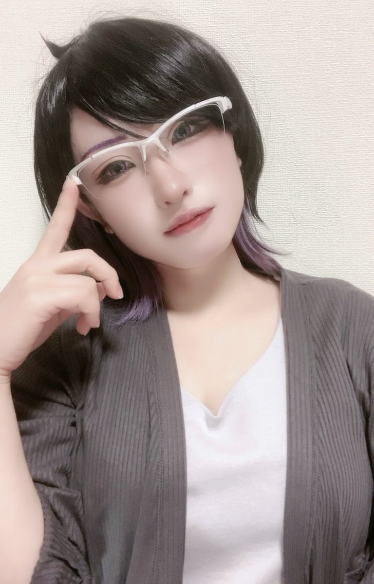 aripchigirinagi's tweet photo. ⚠︎cosplay

合コンに行ったら女がいなかった話
藤　　男装と女装　

「どっちのあたしが好き？」 https://t.co/Enjit9v04F
