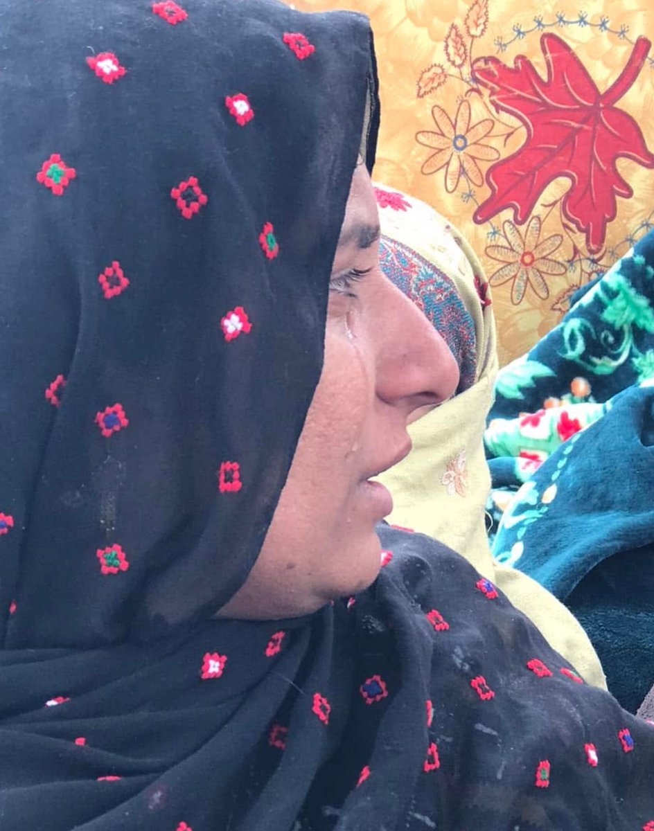 baloch_091's tweet photo. It is our collective duty to speak out for Asma Baloch. Our silence today will only embolden these self-proclaimed sardars to perpetrate further atrocities, including the abduction of our female family members, tomorrow. #BringBackAsmaBaloch #FindAsmaBaloch https://t.co/1Uu4ygt5DB