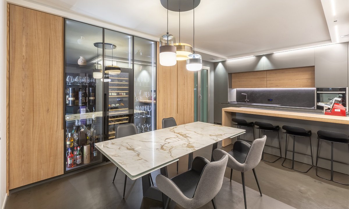 PiancaPartners's tweet photo. 𝗢𝗹𝘁𝗿𝗲𝗺𝗮𝘁𝗲𝗿𝗶𝗮 | 𝗠𝗶𝘀𝗮𝗻𝗼 𝗔𝗱𝗿𝗶𝗮𝘁𝗶𝗰𝗼 𝗔𝘁𝘁𝗶𝗰

𝗢𝗹𝗲𝗼𝗺𝗮𝗹𝘁𝗮 is a continuous surface, 𝗻𝗼𝗻-𝘁𝗼𝘅𝗶𝗰 𝗮𝗻𝗱 𝗳𝗿𝗲𝗲 𝗼𝗳 𝗵𝗮𝗿𝗺𝗳𝘂𝗹 𝘀𝗼𝗹𝘃𝗲𝗻𝘁𝘀 𝗼𝗿 𝗴𝗮𝘀𝗲𝘀.

#piancaandpartners #thecontracthub #architecture #interiordesign https://t.co/K7mZLoWALY