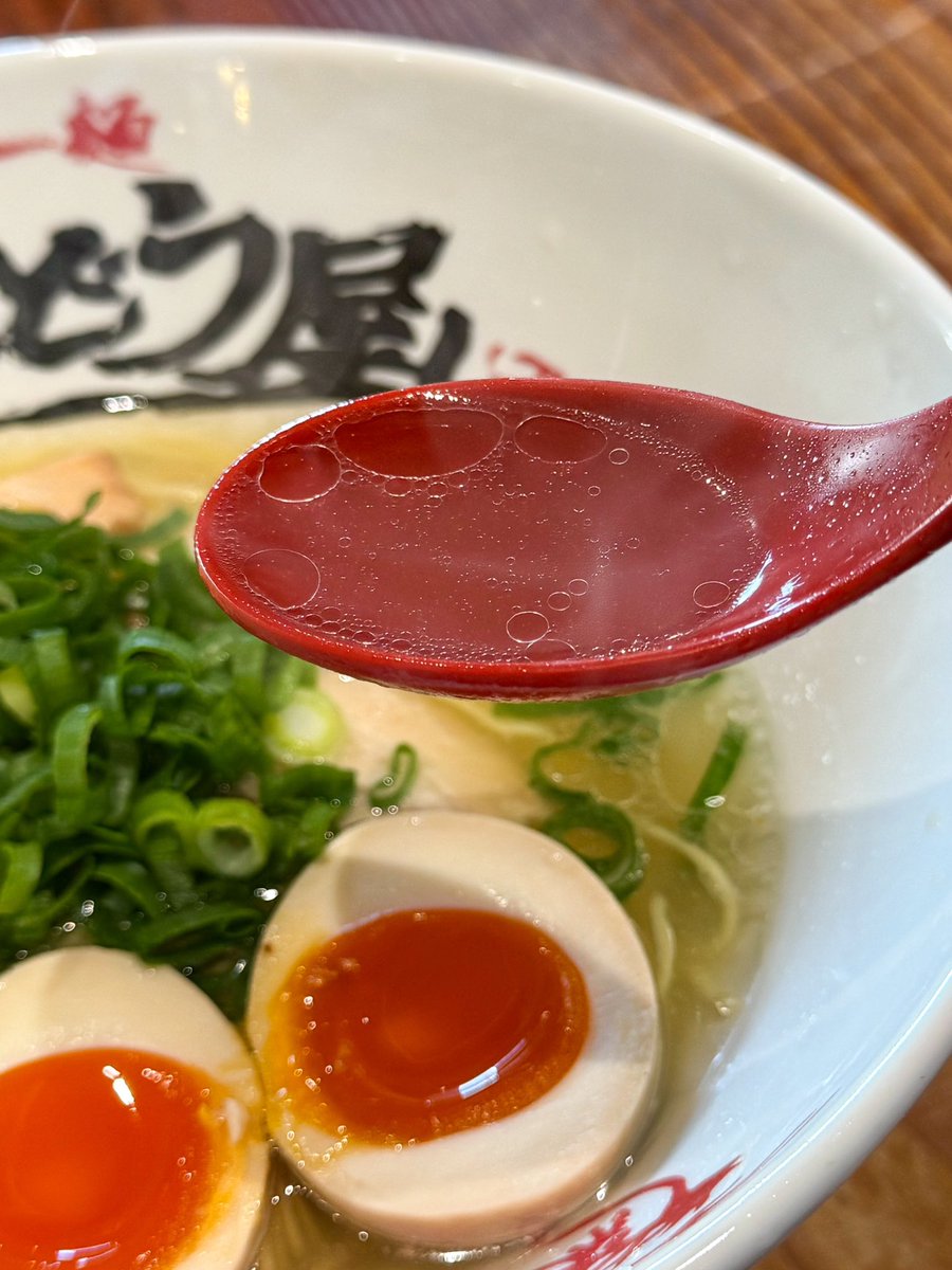3店舗限定発売‼️ ｽｹﾙﾄﾝ 『透ける豚骨』🍜 ＼ 透明感のあるスープは雑