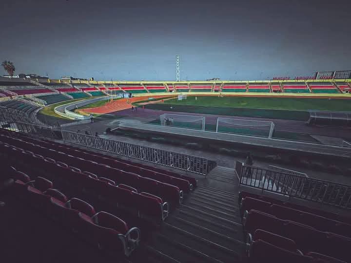 s_thoiyani's tweet photo. Upgrading the sports infrastructure at the Nyayo National Stadium aimed at improving the stadium's lighting, seating, and the washrooms. It has since been approved for CHAN2024.

Kazi kwa mpango! https://t.co/n2DqLUGUEo