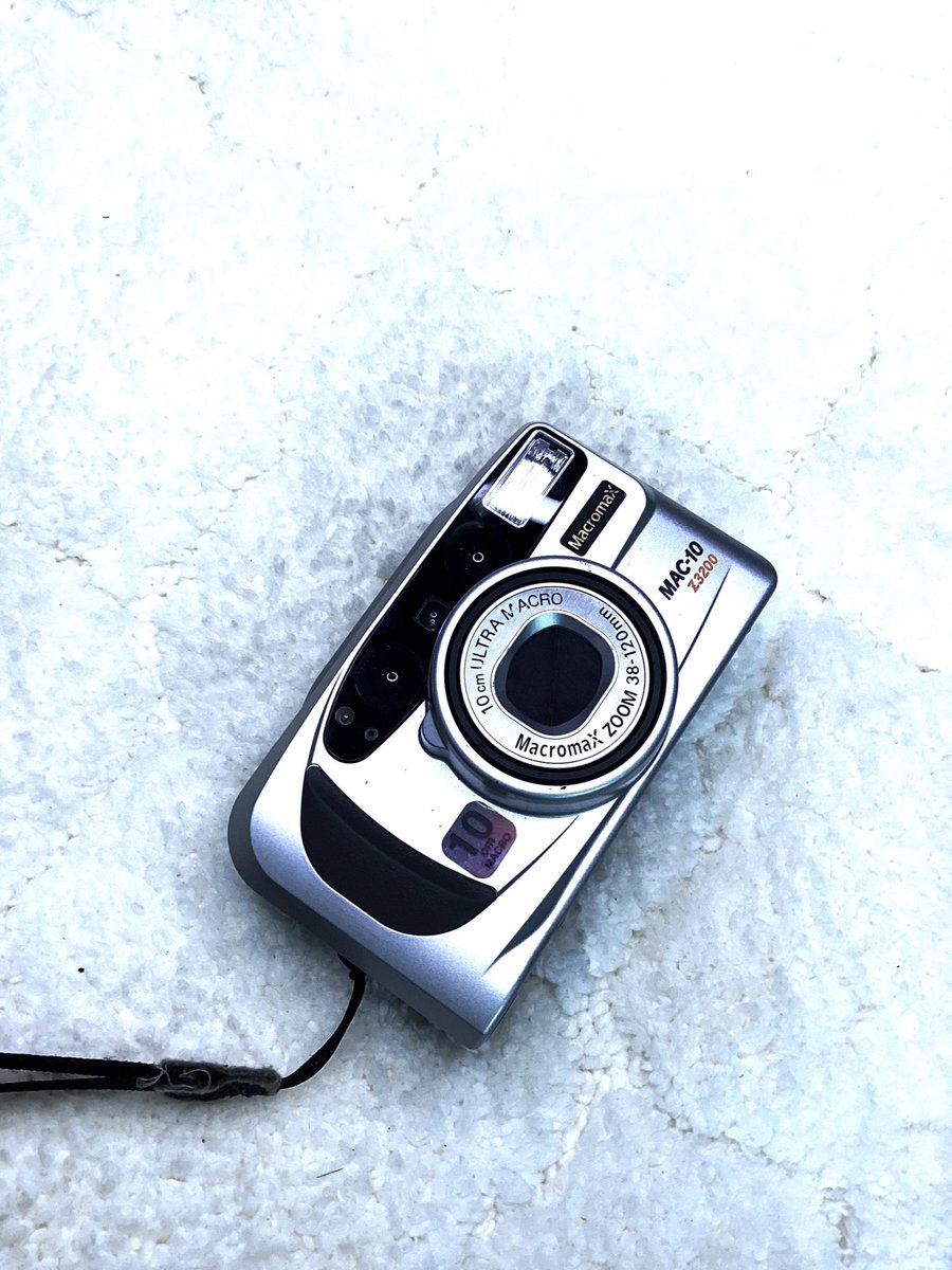 lalalongfilm's tweet image. Goko mac-10 z3200  (macromax) 🏍️🗽₊˚ ⁕ มีตำหนิ

ꕤ น้องตัวเล็กมีโหมดให้เล่นเยอะมาก 
ꕤ เเฟลชทำงานเปิด/ปิด
ꕤ เลนส์38-120 mm/auto focus
ꕤ ถ่ายวิว บุคคล เปิดแฟลช เพิ่มแสง
ꕤ ใช้ถ่าน cr123a 1ก้อน 
ꕤ ใช้ฟิล์ม 135\35 หาได้ทั่วไป

• ราคา 690  ส่งฟรี🧺
 #กล้องฟิล์ม