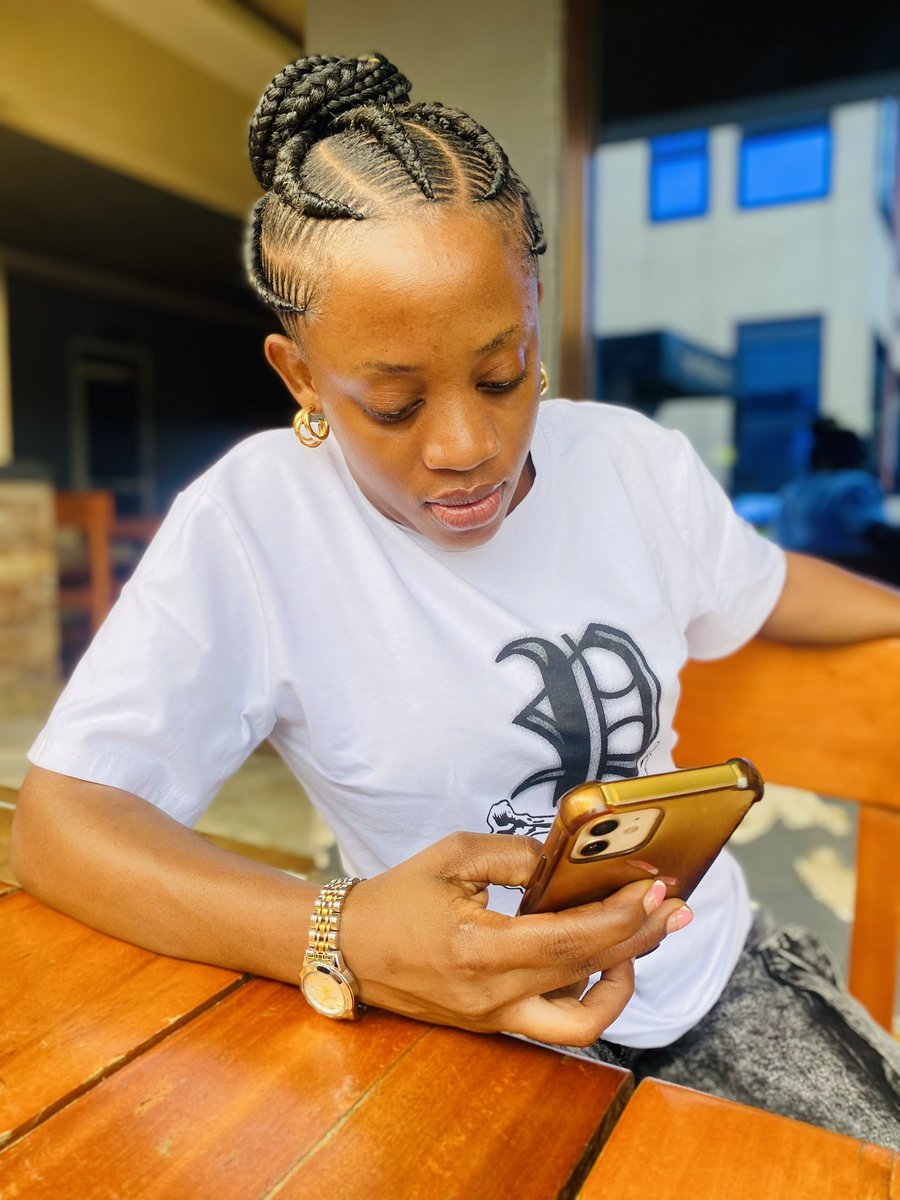 Lunch time 🥺 what can i eat??