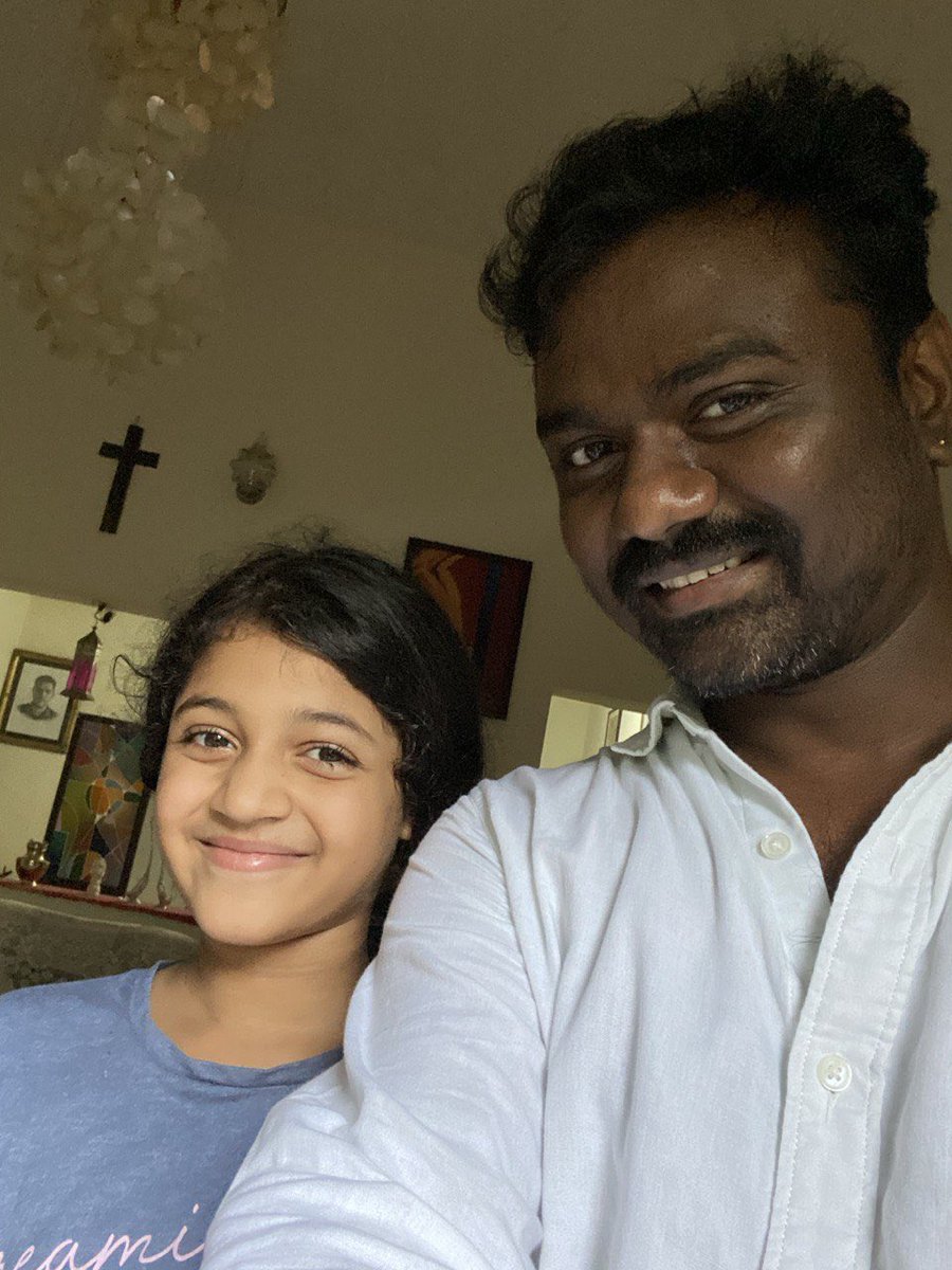 Rajkumar_KP's tweet image. I wanted to write this on the #100thDayOfAmaran 

Dear #IndhuRebeccaVarghese ma’am, you are elegance personified. Thank you for all that you are and the decision that you took. Forever grateful to you for allowing me and us to immortalise #MajorMukundVaradarajan sir and You on…