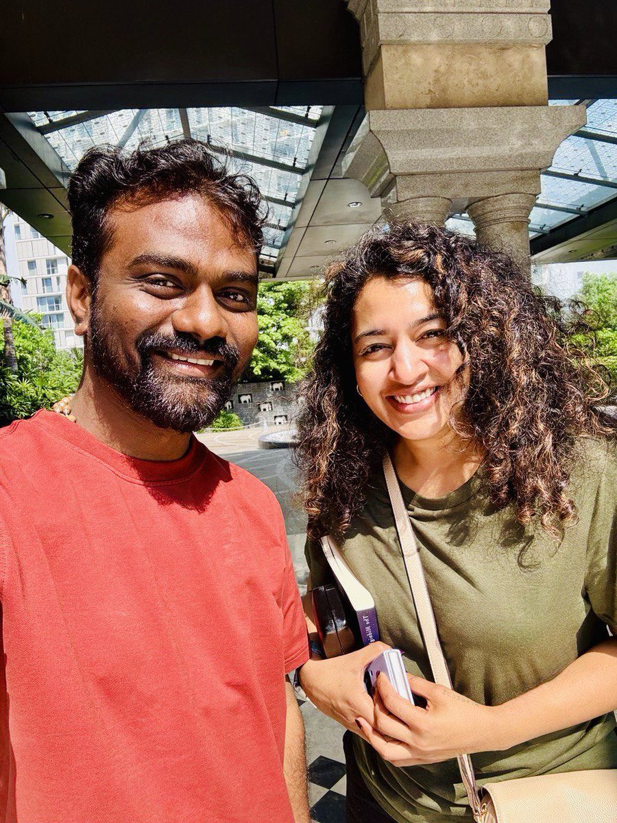 Rajkumar_KP's tweet image. I wanted to write this on the #100thDayOfAmaran 

Dear #IndhuRebeccaVarghese ma’am, you are elegance personified. Thank you for all that you are and the decision that you took. Forever grateful to you for allowing me and us to immortalise #MajorMukundVaradarajan sir and You on…