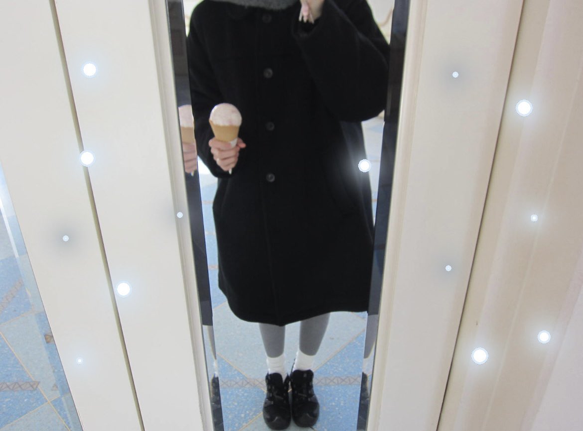 aixzou's tweet photo. 🍦 https://t.co/x906pKhGbw