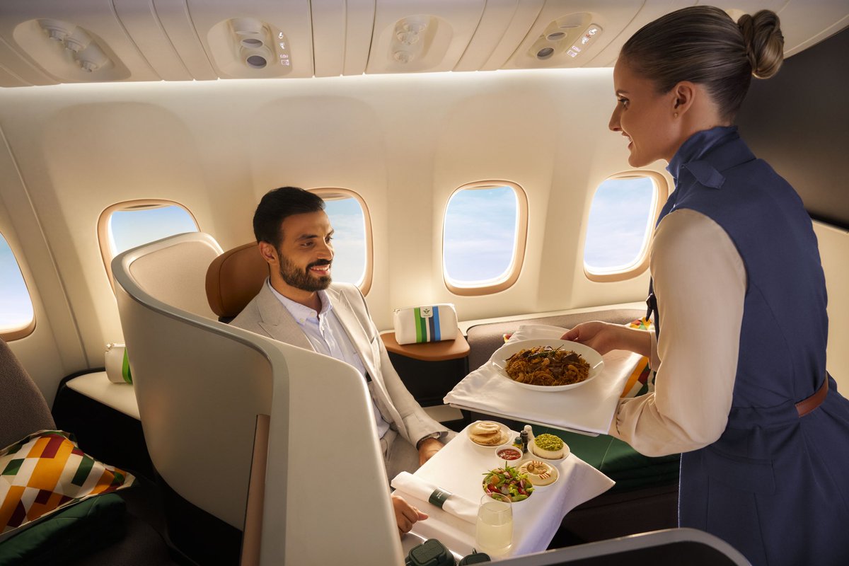 كل رحلة مع #السعودية لها نكهتها الخاصة ✨

شاركنا وجهتك القادمة معنا 🤩✈️

#السعودية_لنا_جونا