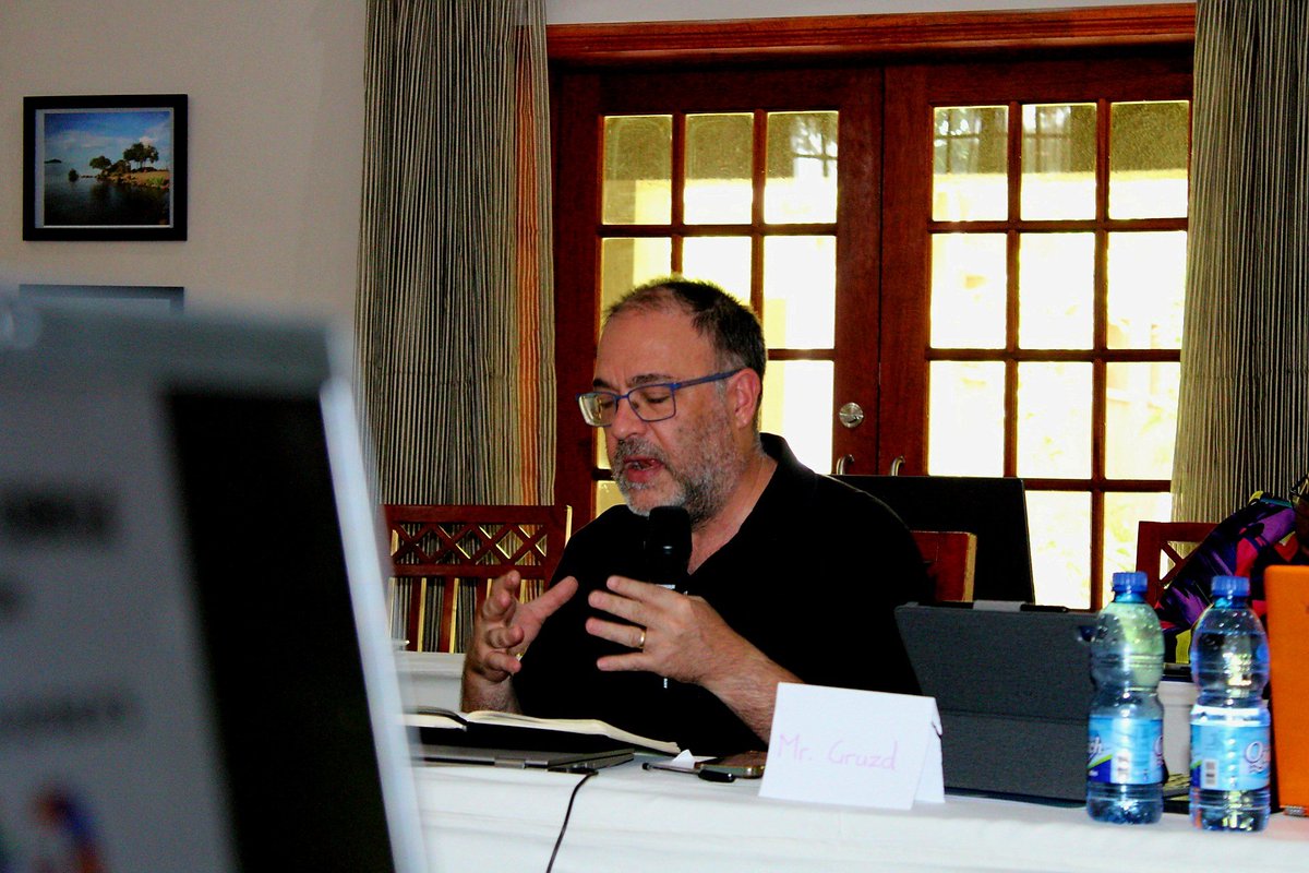 African Policy Circle tweet media