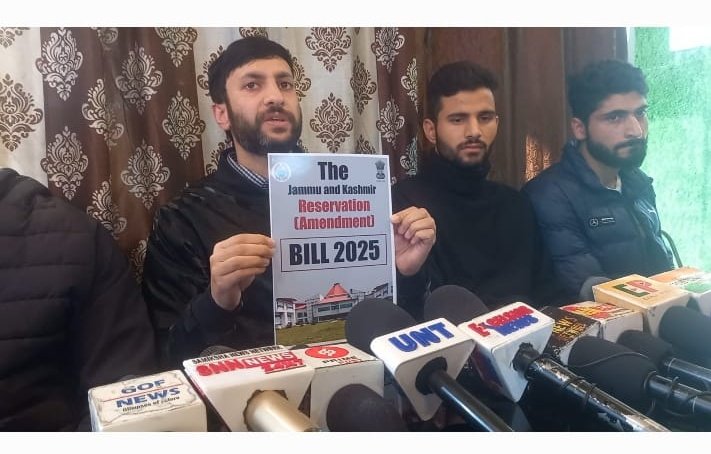 themirmujeeb's tweet image. In continuation of our oft repeated date of 7th feb as the deadline for immediate items, we have kept our promise and delivered a comprehensive vision document for Reservation issue in J&amp;amp;K.
PRESENTING:
 J&amp;amp;K RESERVATION (AMENDMENT) BILL 2025 aka Rationalisation Bill.