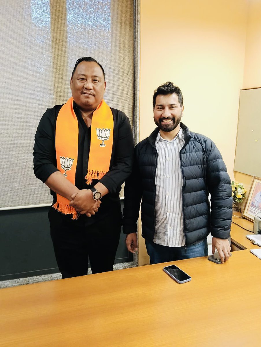 Called on the National Secretary of <a href="/BJP4India/">BJP</a> &amp; In-charge of <a href="/BJP4Nagaland/">BJP Nagaland</a> Shri <a href="/anilkantony/">Anil K Antony</a> ji .
We discussed on key matters pertaining to the growth of the party .
Thank you sir 🙏

<a href="/JPNadda/">Jagat Prakash Nadda</a> <a href="/blsanthosh/">B L Santhosh</a>