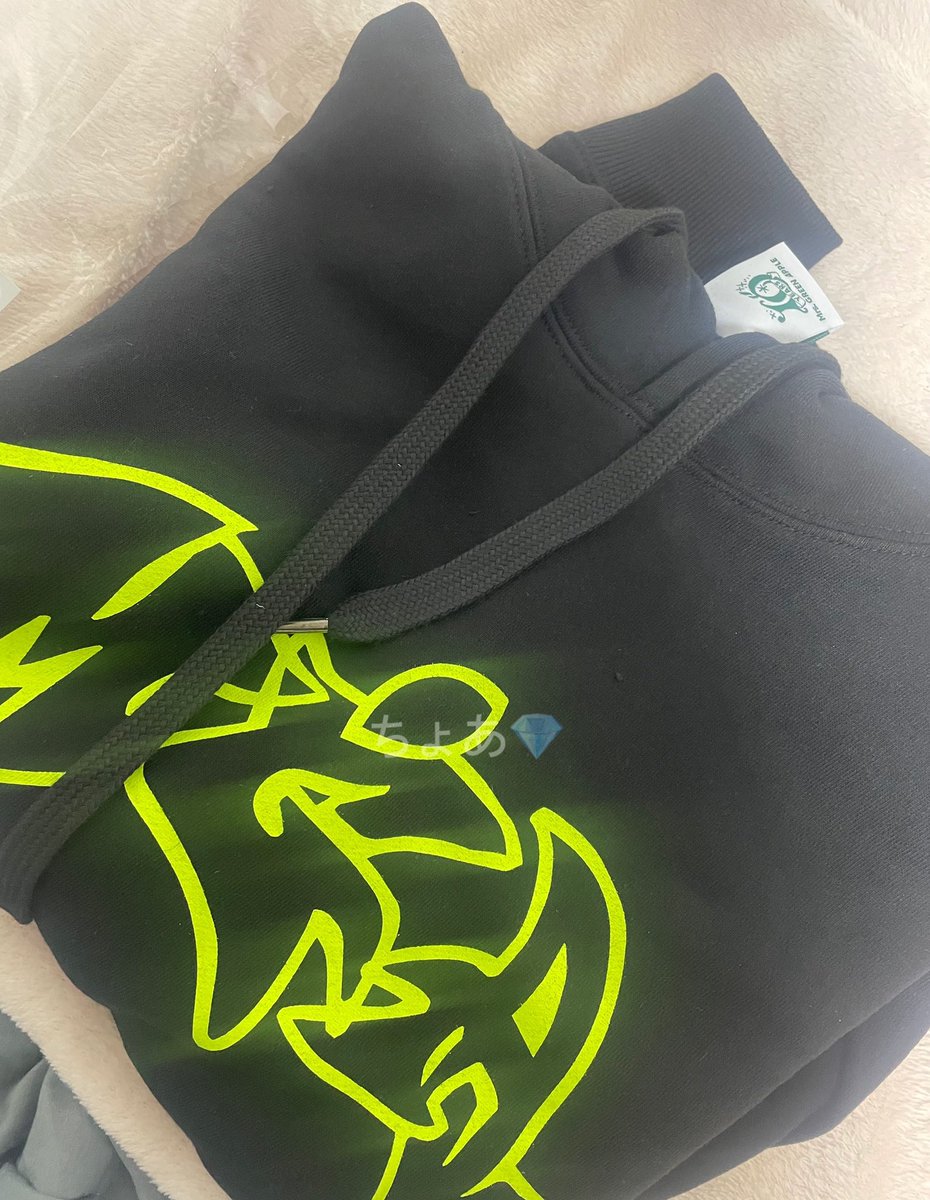 ミセス韓国ライブグッズ！ 色々買ったのに、なぜか先にフードパーカー