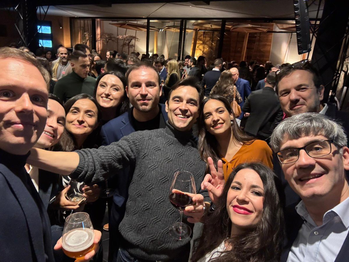 In The <a href="/InfoAeu/">AEU</a> andrological Meeting. Congratulations to the organizers, 300 attendees? Proud of our <a href="/ROC_Urologia/">ROC Clinic</a> being so active and of course enjoying together