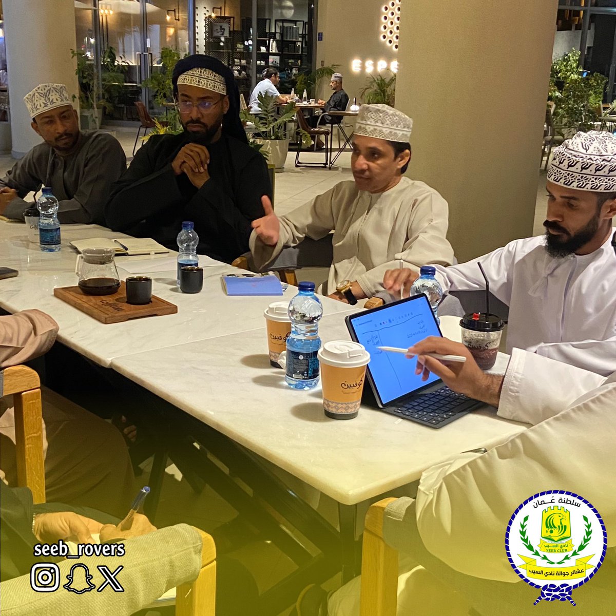 Seeb_Rovers's tweet photo. عُقد يوم الاربعاء 5 فيراير 2025 الاجتماع الأول لمجلس العشيرة بحضور القادة سعود العوفي، خالد الشقصي، عيسى الرحبي، مازن الهدابي، عبدالله الرمحي، ورواد الرهوط، حيث تمت مناقشة عدة محاور رئيسية تتعلق بتطوير عمل العشيرة خلال عام 2025. https://t.co/zIWUUIqRFH